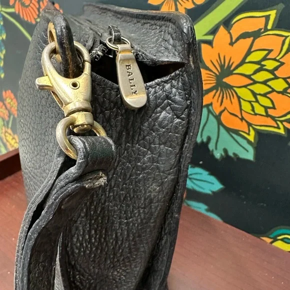 Bally Vintage Black Pebbled Leather Wristlet Clutch – Made in Italy - Picture 5 of 7